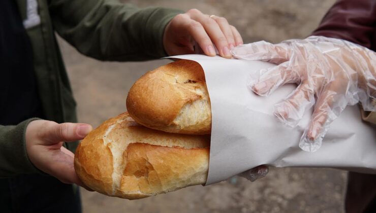 Ramazan’ın en ucuz ekmeği Tarsus’ta